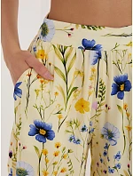 Šortky D73771M62489KD světle žluté Šortky D73771M62489KD světle žluté