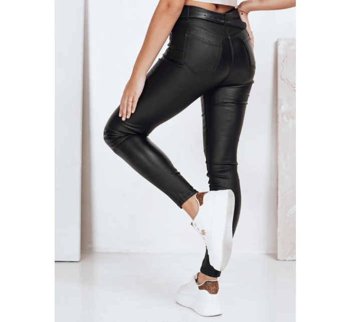 Trubkové kalhoty z ekokůže černé FashionStreet UY2764 Trubkové kalhoty z ekokůže černé FashionStreet UY2764