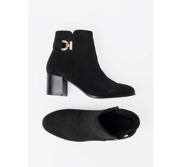 Exkluzívní černé dámské kotníčkové boty na širokém podpatku Exkluzívní černé dámské kotníčkové boty na širokém podpatku