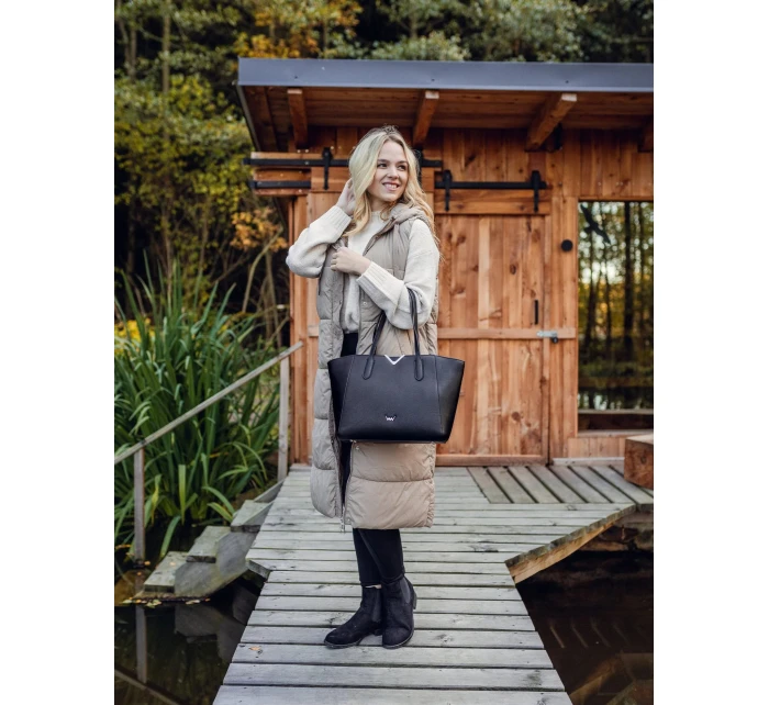 Velká kabelka VUCH Eirene Black Velká kabelka VUCH Eirene Black