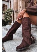 Zateplené dámské kozačky s přezkami čokoládové model 21715392 - Boto