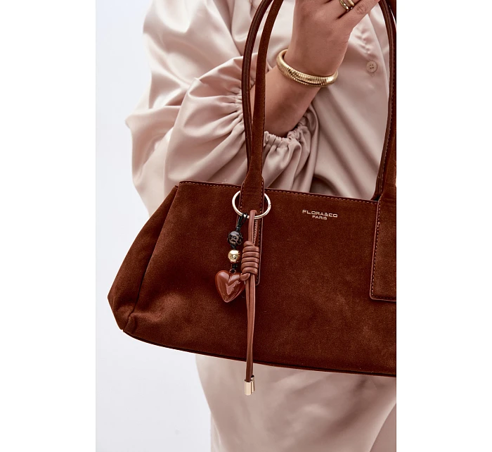 Eko semišová kabelka s přívěskem Camel Nelina