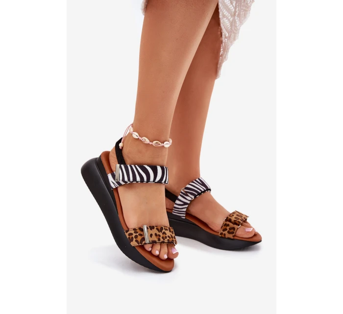 Dámské sandály na platformě a hnědé model 21698928 - Boto Dámské sandály na platformě a hnědé model 21698928 - Boto