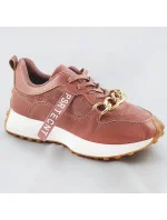 Růžové sportovní boty s řetízkem model 17209347 Růžové sportovní boty s řetízkem model 17209347