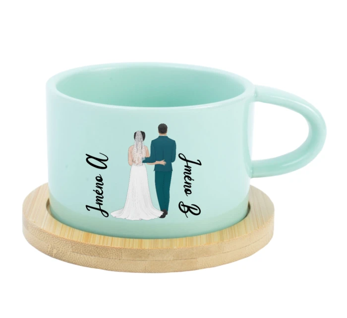 Personalizovaný keramický hrníček Makronka s novomanželským párem 