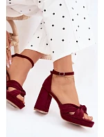 Dámské sandály na podpatku z imitace semiše bordové model 22107184 - Boto