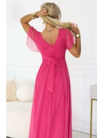 562-9 NASTIA Dlouhé šaty s výstřihem, kosticemi a krátkými rukávy - malinový sorbet
