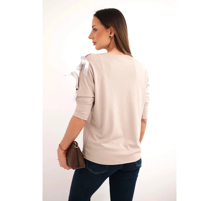 Dámská viskózová blůza s ozdobnými model 22018672 béžová - K-Fashion