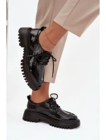 Lakované kožené dámské polobotky s přezkami model 21710370 Černé - Artiker