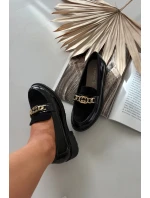 Lakované dámské mokasíny se zlatou ozdobou S.Barski – černé Lakované dámské mokasíny se zlatou ozdobou S.Barski – černé