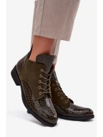 Dámské lakované botky Vinceza – s dekorativním ražením, tmavě zelené Dámské lakované botky Vinceza – s dekorativním ražením, tmavě zelené