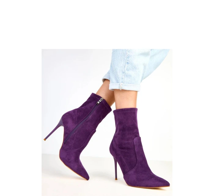 Boty na podpatku model 217903 Solea Boty na podpatku model 217903 Solea