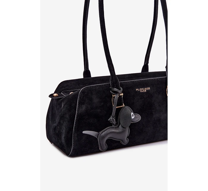 Kabelka z imitace semiše s přívěskem jezevčík černá Noely