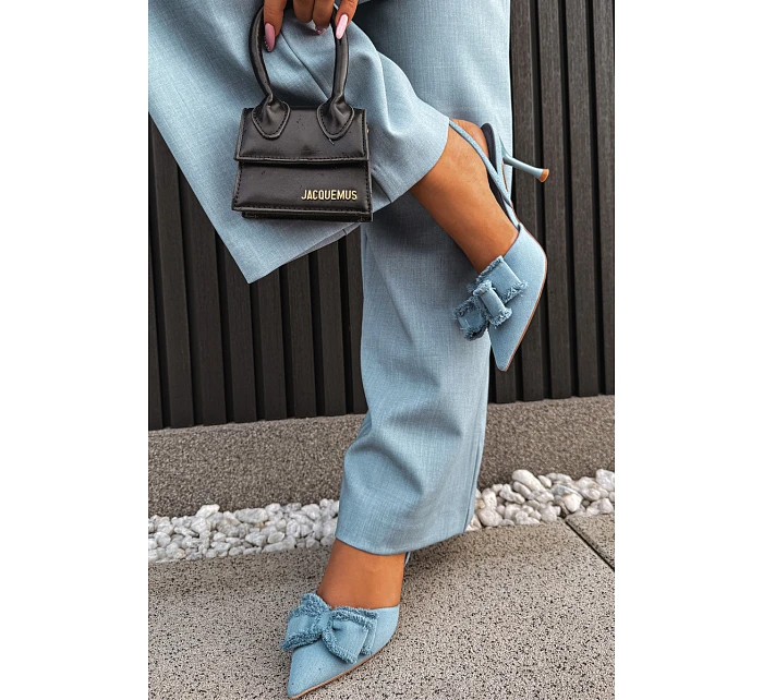 Dámské sandály na podpatku s mašlí Modré model 21997901 - Boto Dámské sandály na podpatku s mašlí Modré model 21997901 - Boto