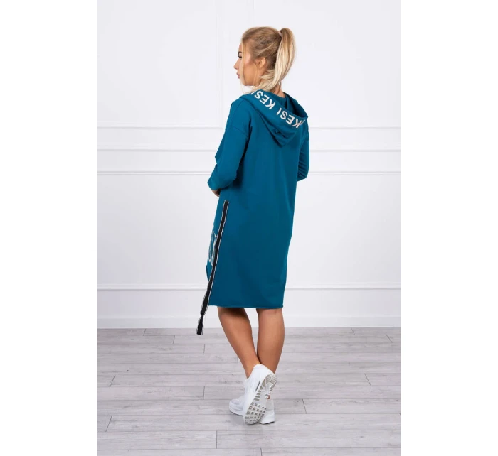 model 18747263 šaty s kapucí a potiskem - K-Fashion model 18747263 šaty s kapucí a potiskem - K-Fashion