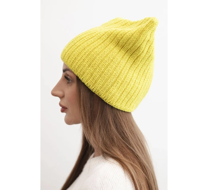 Dámská zimní čepice s vlnou v kočičím střihu z pruhované pleteniny K419 kiwi Dámská zimní čepice s vlnou v kočičím střihu z pruhované pleteniny K419 kiwi