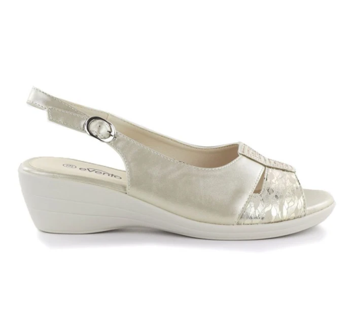 Dámské sandály na platformě zlaté eVento model 21906718