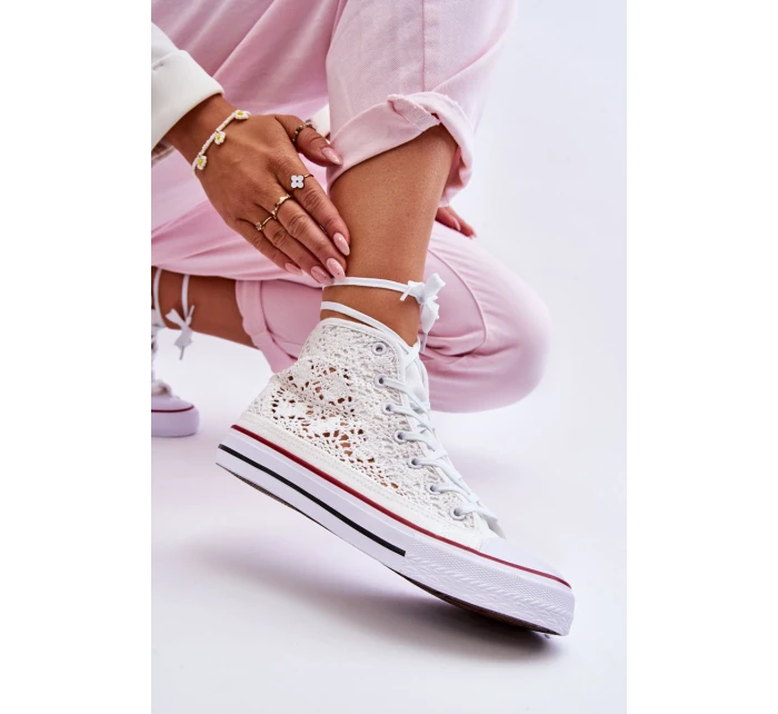 Dámské krajkové vysoké tenisky bílá model 21621978 - Boto