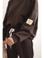 Dámská souprava máslová s volnou mikinou a kalhotami s nápisem LOVE hnědá Dámská souprava máslová s volnou mikinou a kalhotami s nápisem LOVE hnědá