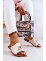 Kožené Dámské pantofle Nicole model 21580884 Bílý a zlatá - Zazoo