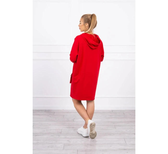 Šaty s kapucí v červené barvě Šaty s kapucí v červené barvě