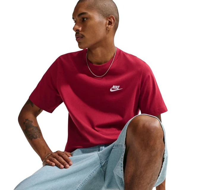 Pánské tričko Nike Club Tee červené AR4997 613 pánské Pánské tričko Nike Club Tee červené AR4997 613 pánské