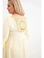 Dámské šaty Plus Size z viskózy s ažurovým zdobením žlutá Dámské šaty Plus Size z viskózy s ažurovým zdobením žlutá