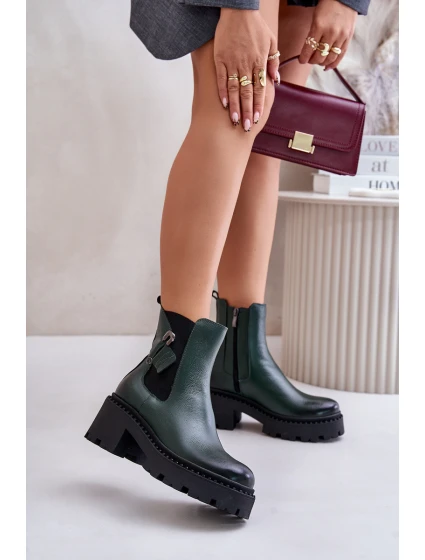 Zazoo 60490 Kožené Zateplené Boty S Dekorací Tmavězelené Zazoo 60490 Kožené Zateplené Boty S Dekorací Tmavězelené