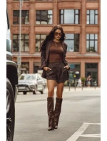 Dámské kozačky z eko kůže s lemem na podpatku hnědé model 21710062 - Boto