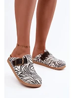 Dámské sandály s přezkou model 22368096 Zebra - Inblu Dámské sandály s přezkou model 22368096 Zebra - Inblu