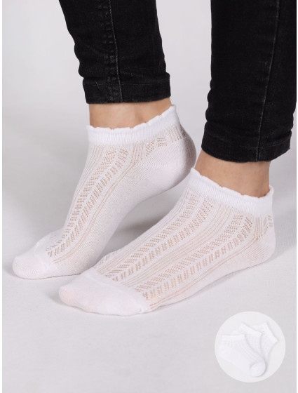 Yoclub Dívčí prolamované ponožky 3-Pack SKL-0010G-0100 White