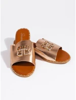 Moderní zlaté dámské nazouváky bez podpatku Moderní zlaté dámské nazouváky bez podpatku