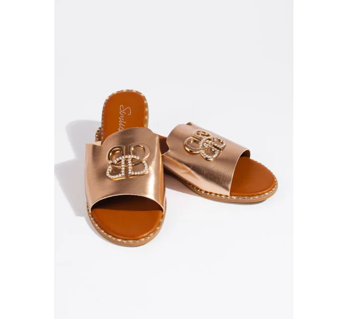 Moderní zlaté dámské nazouváky bez podpatku Moderní zlaté dámské nazouváky bez podpatku