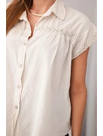 Dámská bavlněná košilová halenka s krajkou a krátkým rukávem béžová