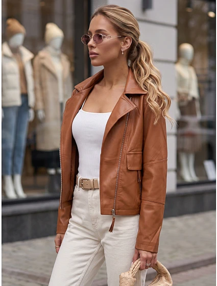 Dámská hnědá kožená bunda ve stylu Ramones od FashionStreet TY5715 Dámská hnědá kožená bunda ve stylu Ramones od FashionStreet TY5715