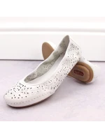 Kožená pohodlná polobotka W model 22033618 bílá - Rieker Kožená pohodlná polobotka W model 22033618 bílá - Rieker