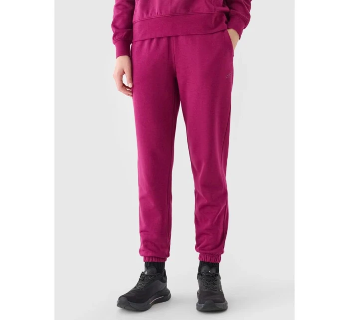 Dámské tepláky typu jogger model 21432820 - 4F Dámské tepláky typu jogger model 21432820 - 4F