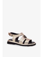 Dámské lakované kožené sandály se zdobeným detailem - zlaté Artiker Dámské lakované kožené sandály se zdobeným detailem - zlaté Artiker