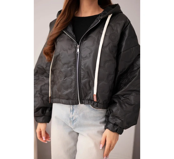 Dámská prošívaná bunda s kapucí a dekorativním květinovým ražením černá
