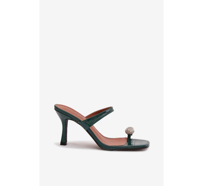 Dámské lodičky na podpatku s ozdobným detailem tmavě zelené model 21943395 - Boto Dámské lodičky na podpatku s ozdobným detailem tmavě zelené model 21943395 - Boto