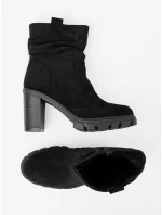 Jedinečné dámské černé  kotníčkové boty na širokém podpatku
