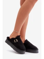 Dámské Pantofle Na Silné Podešvi S Kožíškem A Přezkou Černé model 21677923 - Boto Dámské Pantofle Na Silné Podešvi S Kožíškem A Přezkou Černé model 21677923 - Boto