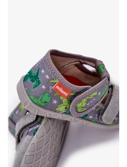 Dětské papuče na suchý zip – šedo-zelené Reathiana (s motivem dinosaurů) Dětské papuče na suchý zip – šedo-zelené Reathiana (s motivem dinosaurů)