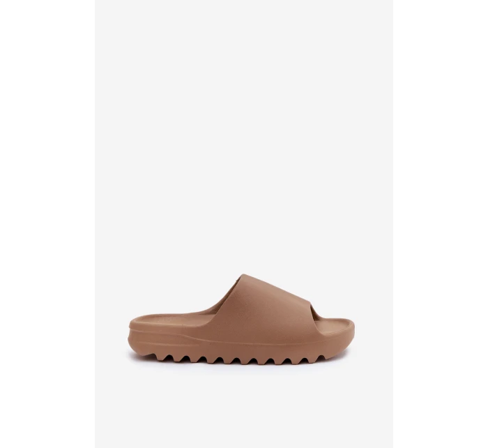 Dámské pantofle na platformě hnědé Olyria