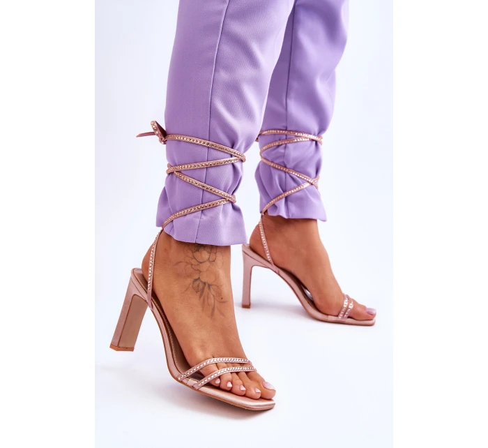 Elegantní vázané sandály s kamínky Nude Nessy Elegantní vázané sandály s kamínky Nude Nessy