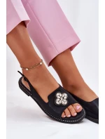 Dámské Sandály Na Plochém Podpatku S Ozdobným Detalem S.Barski KV51-080 Černé Dámské Sandály Na Plochém Podpatku S Ozdobným Detalem S.Barski KV51-080 Černé