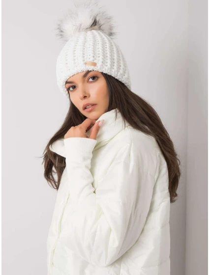 Dámská čepice 17 bílá