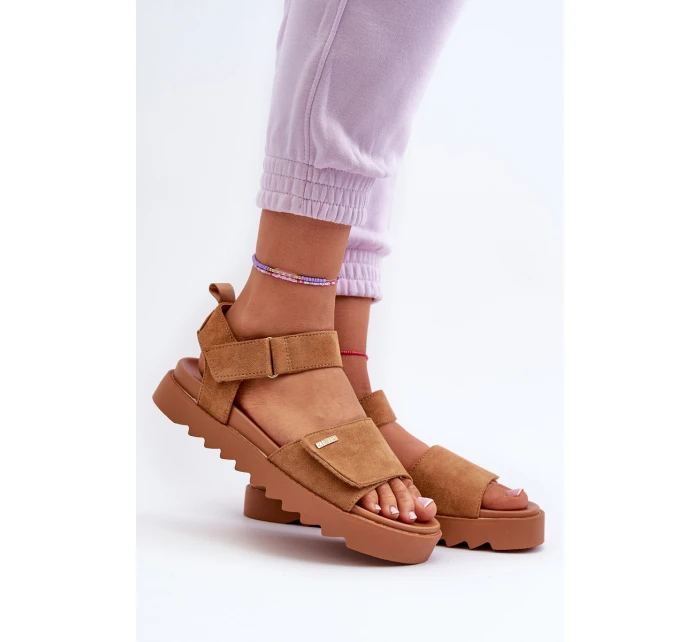 Dámské semišové sandály na platformě Big Star model 21655477 Hnědé - Big Star Shoes