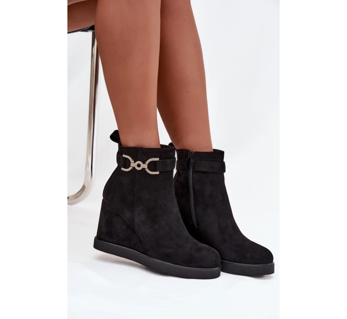 Dámské kotníkové boty na platformě s ozdobným detailem Černé Marivana