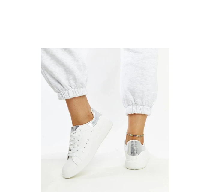 Tenisky  model 207472 Solea